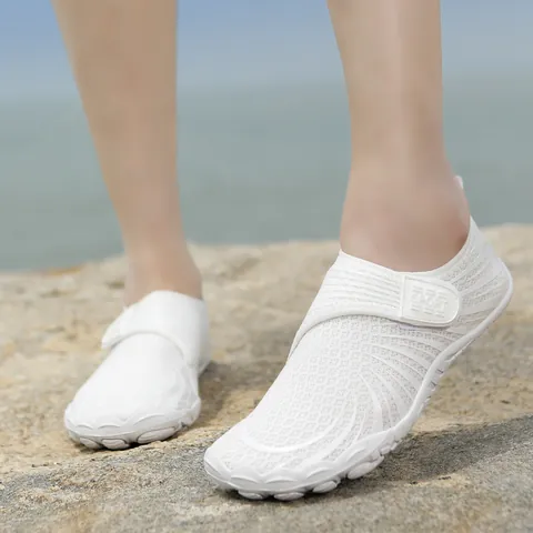 Kids Outdoor Water Shoes Breathable Anti-Slip Beach Wading Sneakers For Swimming Rock Climbing Quick Dry Aqua Shoes Children