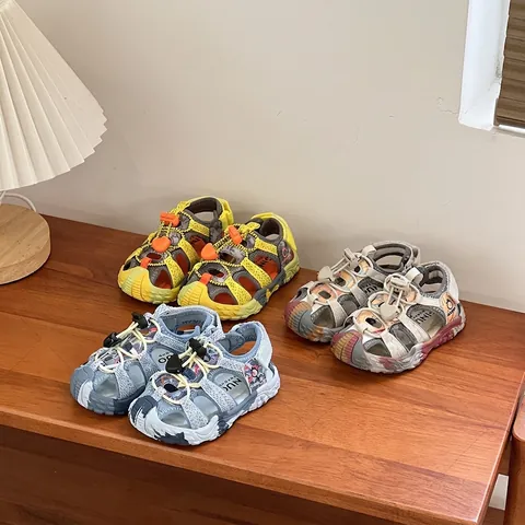 Kids Sports Sandals Mesh Hollow Breathable Beach Shoes For Boys Girls Summer Outdoor Soft Sole Casual Sandals