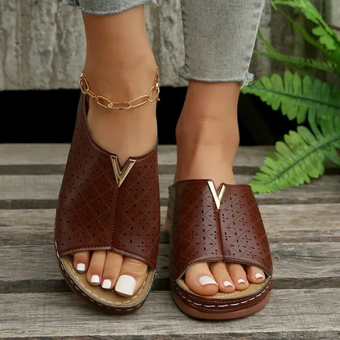 Sandali a Zeppa Plateau da Donna Bohemien Intaglio Laser Open Toe Scarpe Estive da Spiaggia Ciabatte Romane Casual Decorazione in Metallo