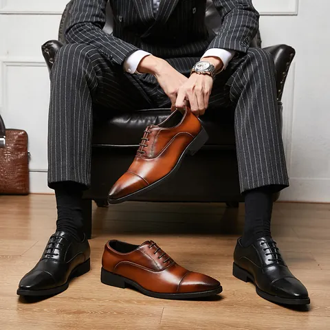 Herren Business Formal Leder Oxford Schuhe Cap Toe Spitze Laced Dress Schuhe Atmungsaktiv Weiche Sohle Höhenvergrößerung Schuhe