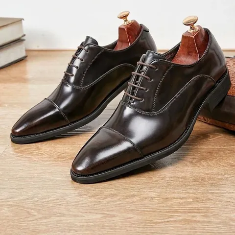 Men Business Formal Oxford Shoes Cap Toe Pointed Toe Patent Leather Dress Shoes Cowhide Leather Lace Up Soft Sole Office Wedding Shoes
