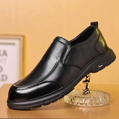 Zapatos de Cuero Casuales para Hombre Cuero de Vaca Suela Blanda Antideslizante Resistente al Desgaste Slip-On Zapatos Negros Papá Zapatos