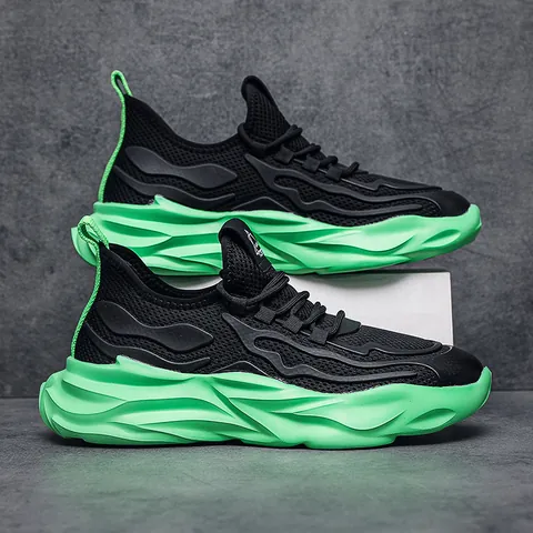 Men Trendy Breathable Dad Sneakers 2023 Autumn Thick Sole Lightweight Flyknit Mesh Casual Running Shoes
