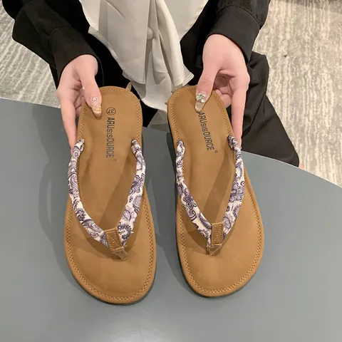 Women's Paisley Print Flip Flops Bohemian Style Flat Sandals For Summer Beach Wear Comfortable Non-Slip Rubber Sole Slides