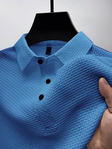 Polo Homme en Soie Glacée Manches Courtes Décontracté Mode Urbaine Col à Revers Boutonné Tricot Gaufrette Respirant Été