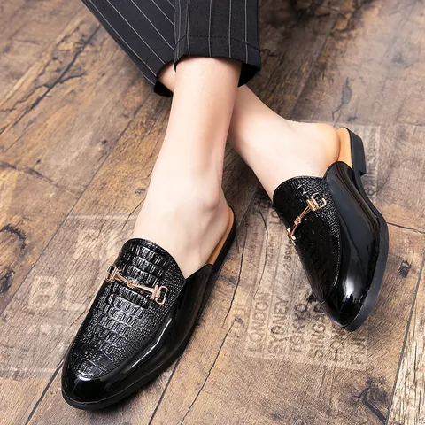 Mules en Cuir Véritable pour Hommes Respirantes Motif Crocodile Bout Pointu Mocassins Sans Talon Avec Boucle Mors Dorée Chaussures Business