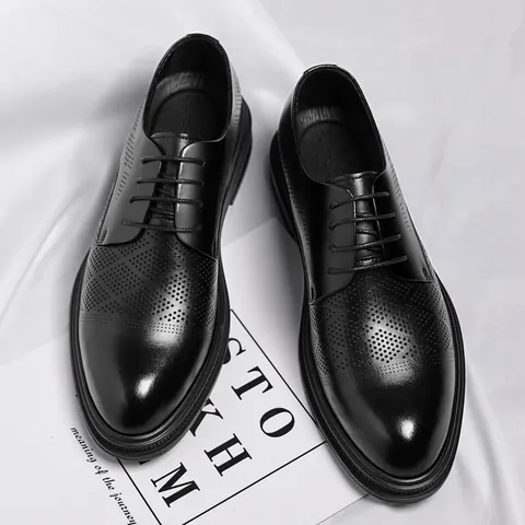 Scarpe Formale da Uomo in Pelle Estive Traspiranti Traforate Stile Britannico Scarpe Derby Stringate per Lavoro