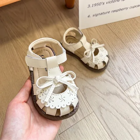 Sandales Princesse d'Été pour Bébé Filles en Cuir Microfibre avec Nœud Ajouré Semelle Souple Chaussures de Marche Beige Rose Respirantes