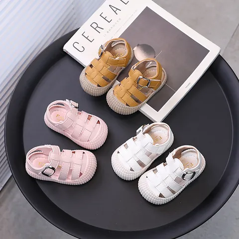 Sandalias de Verano para Bebés y Niños Punta Cerrada Anticolisión Suela Blanda Antideslizante Zapatos de Aprendizaje de Cuero Sintético Estilo Coreano Transpirable