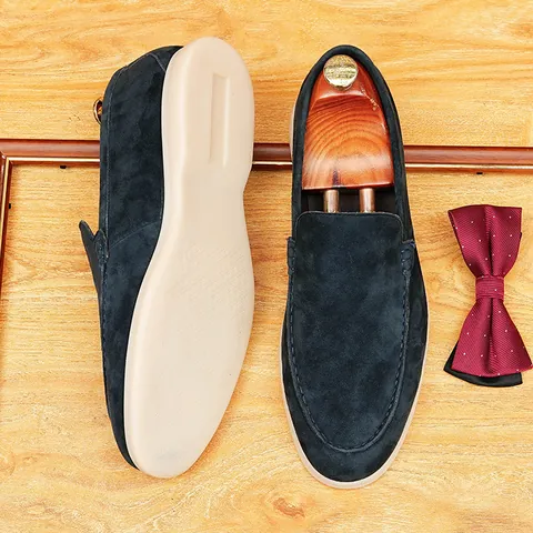 Men Casual Suede Leather Loafers Comfortable Slip-on Soft Sole Breathable Moccasins British Style Walking Shoes For Daily Office