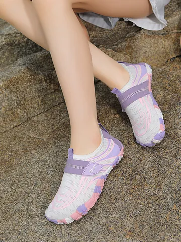 Kids Water Shoes Quick Dry Barefoot Aqua Shoes Boys Girls Non Slip Rubber Sole Breathable Beach Swim Snorkeling Wading Shoes