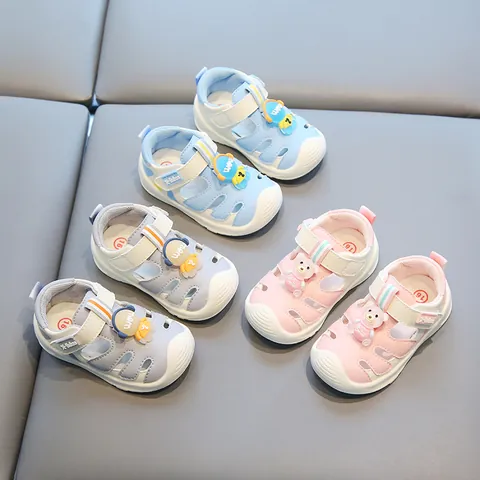 Toddler Boys Girls Summer Sandals Closed Toe Anti Slip Soft Sole First Walker Shoes Cartoon Bear Astronaut Beach Sandals