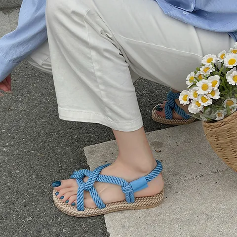 Handmade Woven Roman Sandals For Women Summer Bohemian Flat Beach Sandals PU Leather Rubber Sole Casual Straw Shoes