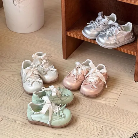 Toddler German Army Trainer Style First Walkers With Silk Ribbon Bow Soft Sole Anti-Slip Casual Skate Shoes For Infants Kids