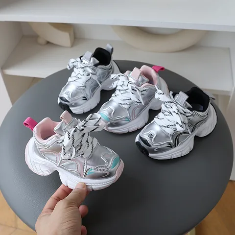 Baskets en Cuir Artificiel Métallique pour Enfants Chaussures de Sport Décontractées Légères Antidérapantes pour Garçons Filles Chunky Baskets