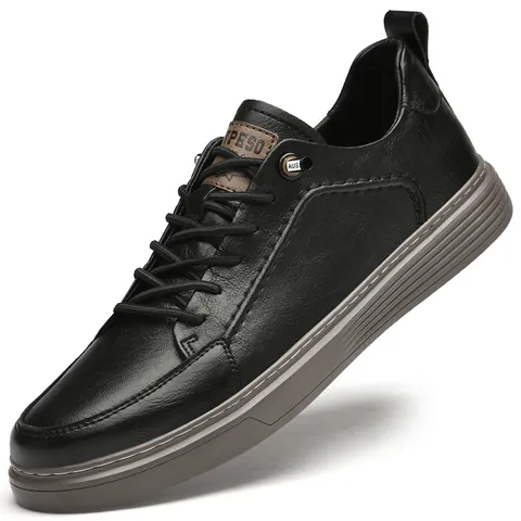 Men Retro Split Leather Skate Shoes Fashion Korean Trend Work Casual Low Top Sneakers Versatile Slip On Footwear Comfortable Shoes