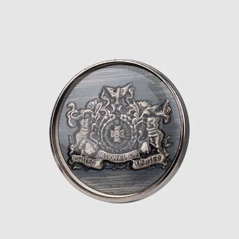 Luxurious British Vintage Zinc Alloy Embossed Crest Metal Buttons For Suit Blazer Overcoat High End Gold Silver Round Shank Buttons