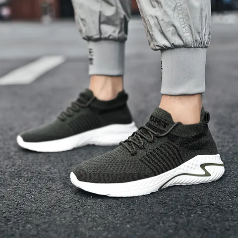 Breathable Fly-knit Sneakers For Men Women Casual Slip-on Running Shoes Lightweight Wear-resistant Couple Sports Shoes