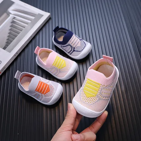 Βρεφικά Παπούτσια Πρώτων Βημάτων Fly-knit για Νήπια 0-2 Ετών Αναπνεύσιμη Μαλακή Σόλα Ριγέ Mesh Sneakers