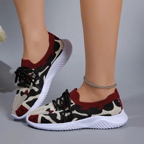 Women's Flyknit Platform Sneakers Breathable Mesh Slip-On Walking Shoes Camouflage Print Round Toe Casual Sports Shoes