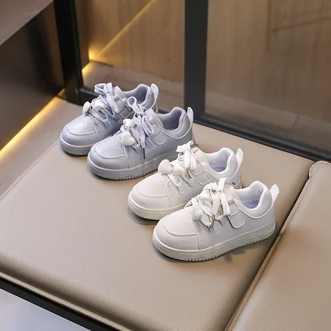 Girls Fashion Sneakers Autumn New Korean Style White Shoes Students Casual Heart Artificial Pearl Decor Synthetic Leather Anti-Slip Board Shoes