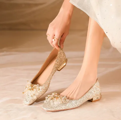 Glitter Microfiber Square Toe Block Heel Wedding Shoes For Women Rhinestone Artificial Pearl Flower Bridal Banquet Pumps