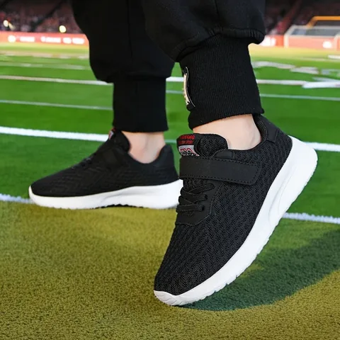 Breathable Mesh Kids Sports Shoes For Boys Girls Lightweight Soft Sole Running Sneakers With Hook And Loop Closure