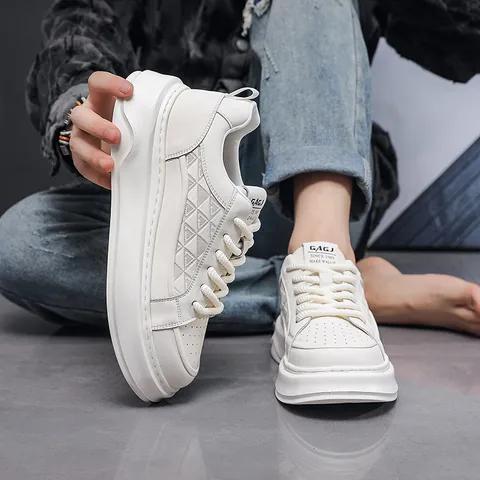 Men Autumn New Thick Sole Board Shoes Two-Layer Cowhide Casual White Sneakers Non-Slip Rubber Sole Youth Trendy Sports Shoes