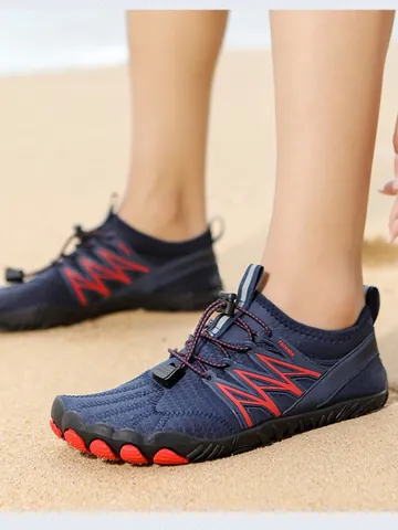 Chaussures d'Eau Pieds Nus Unisexe Cinq Doigts Séchage Rapide Chaussettes Aqua Pour Natation Randonnée Plage Gym Lycra