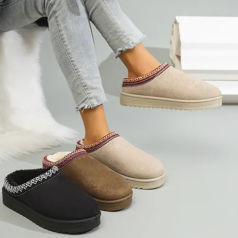 Women Snow Boots Thick Sole Warm Fleece Lined PU Winter Short Boots With Embroidered Lace Trim Slip-on Shoes
