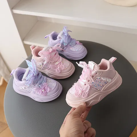 Zapatos de Papá para Niñas 2025 Primavera Nuevas Zapatillas de Malla Transpirable Lazo de Strass y Perlas Artificiales Zapatos de Running Niños