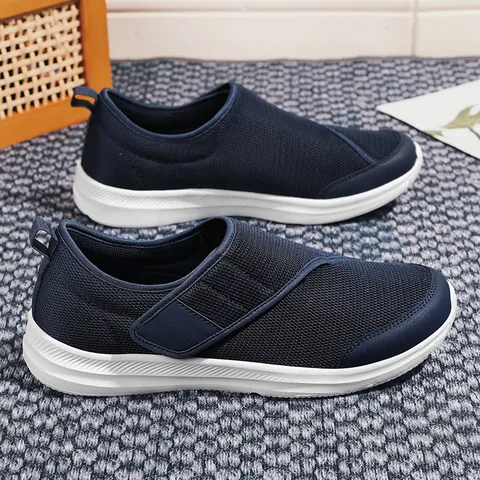 Women Breathable Mesh Walking Shoes For Seniors Summer Outdoor Lightweight Comfortable Hook And Loop Sneakers For Elders Wide Fit Casual Shoes