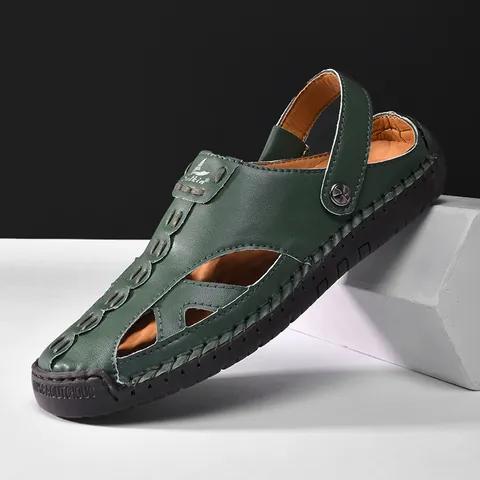 Summer Hollow Closed Toe Clogs Outdoor Casual PU Leather Sandals For Couples Breathable Non-Slip Beach Water Shoes With Adjustable Heel Strap