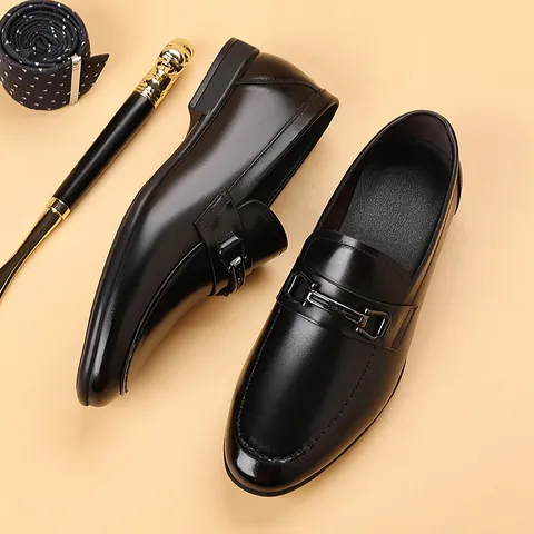 Mocasines de Cuero de Vaca de Primera Capa para Hombre Estilo Británico Zapatos de Cuero Casuales con Hebilla de Metal
