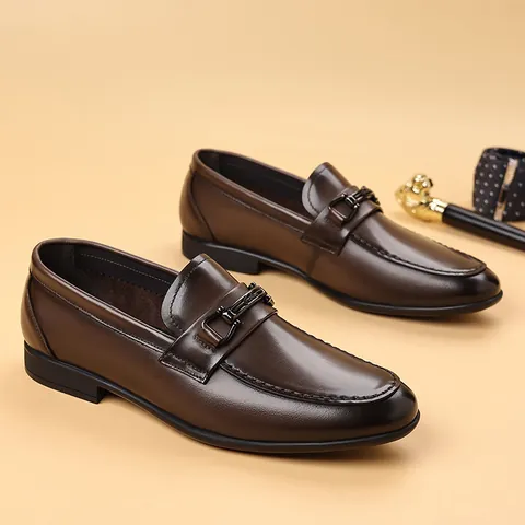 Mocasines de Cuero de Vaca de Primera Capa para Hombre Estilo Británico Zapatos de Cuero Casuales con Hebilla de Metal