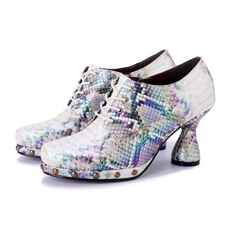Dames Punk Slangenprint Holografische Pumps met Hoge Hakken Vetersluiting Klinknagels Metallic Streetwear Schoenen
