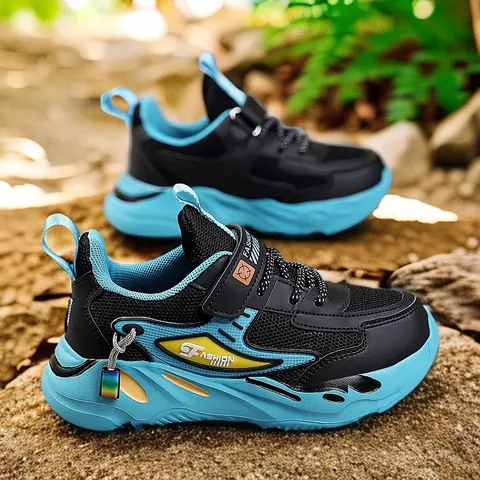 Boys Running Shoes 2025 New Breathable Mesh Kids Sneakers Anti-Slip Chunky Dad Shoes Velcro Athletic Sports Shoes For Outdoor