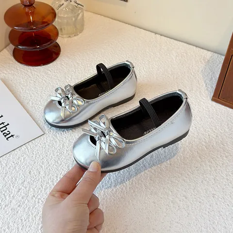 Girls Bowknot Mary Jane Shoes Microfiber Leather Elegant Round Toe Performance Dance Flat Shoes Creamy White Silver