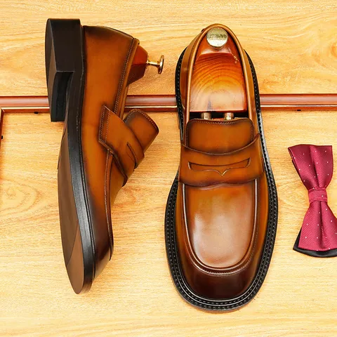 Heren Britse Vintage Echt Leren Loafers Ronde Neus Zakelijk Casual Formele Slip-on Schoenen Voor Kantoor