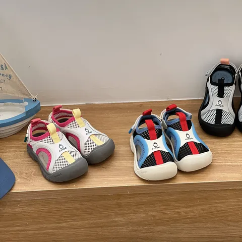 Kids Closed Toe Sports Sandals Breathable Mesh Summer Beach Shoes For Boys Girls Unisex Toddler Outdoor Walking Sandals