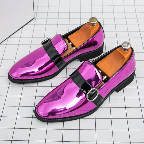 Mocassins pour Hommes Style Britannique en Cuir Synthétique Brillant Monk Strap à Enfiler Chaussures Business Décontractées Avec Boucle Métallique Bout Pointu