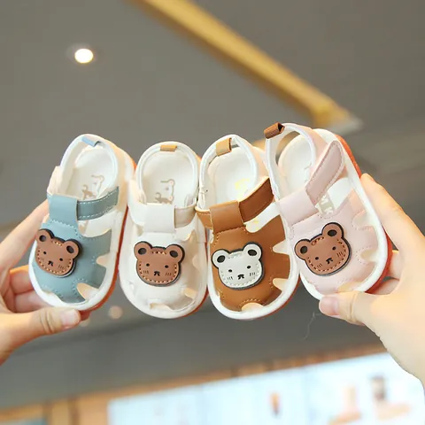 Summer Baby First Walker Sandals Cartoon Bear Design Closed Toe Soft Anti Slip Toddler Squeaky Shoes For Infants Boys Girls