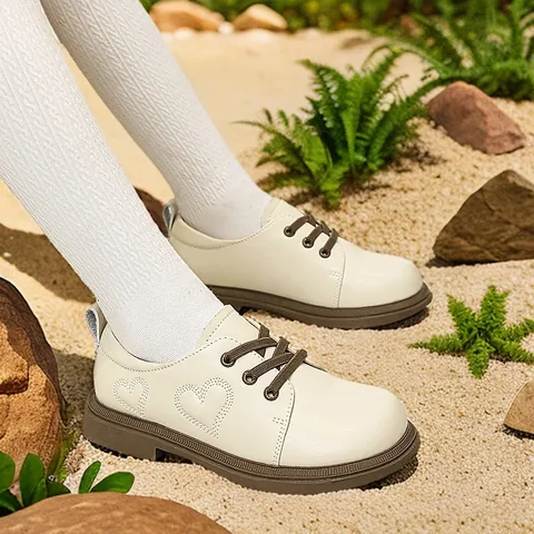 Girls Genuine Leather Casual Shoes Heart Pattern Round Toe Lace Up Non-Slip Lightweight School Shoes Platform Oxford Shoes