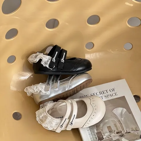 Toddler Girls Princess Leather Shoes Soft Sole Mary Jane Flats Brogue Perforation Lace Trim Spring Autumn Kids Casual Shoes