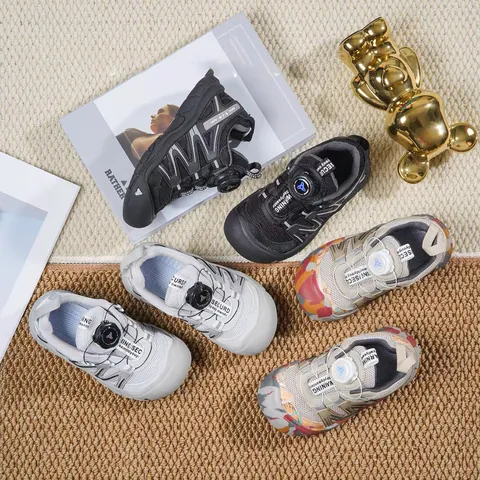 Chaussures de Sport pour Enfants Baskets Respirantes à Boucle Rotative Printemps Été Dad Shoes Légères pour Garçons Filles Chaussures de Course Décontractées