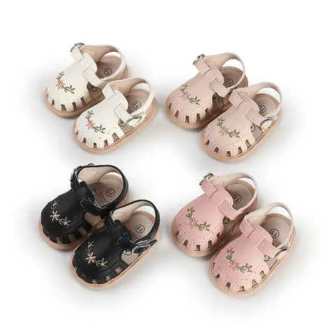 Baby Girl Summer Sandals Flower Embroidered Breathable Hollow Out Soft Sole Newborn Pre-walker Shoes For Three To Twelve Months