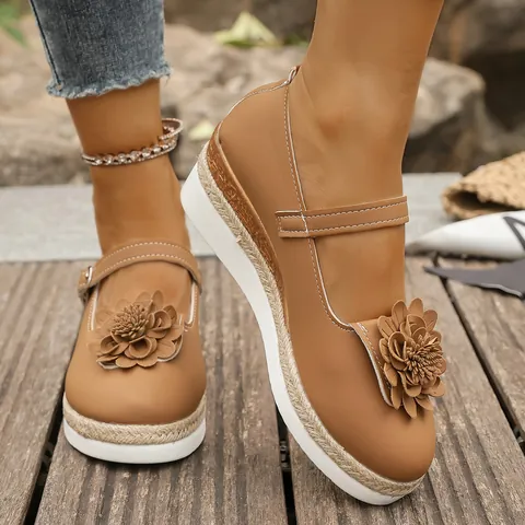 Women Fashion Wedge Shoes 2025 Spring Large Size Pointed Toe Platform Single Shoes Woven Hemp Rope Flower Mary Jane Buckle Heels