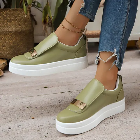 Women Platform Board Shoes Height Increasing Slip-on Casual Shoes With Metal Buckle Fashion Comfortable Synthetic Leather Sneakers