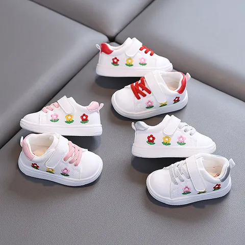 Minimalist White Toddler Shoes Floral Embroidery Soft Sole Anti-Slip Walking Shoes For Boys Girls Kids Fashion Casual Bread Shoes