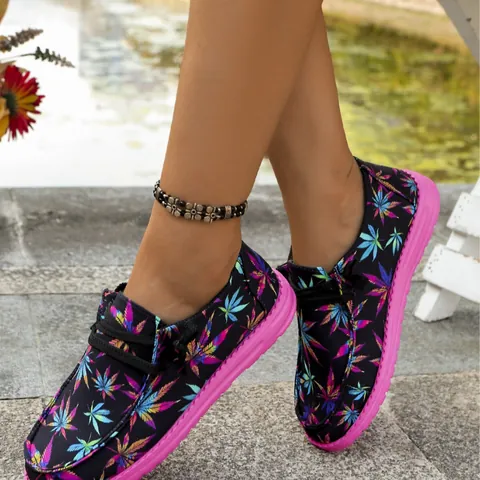 Women's Casual Canvas Shoes Graffiti Colorful Leaf Print Low Top Lace Up Flat Sneakers Multicolor Fashion Street Style Walking Shoes